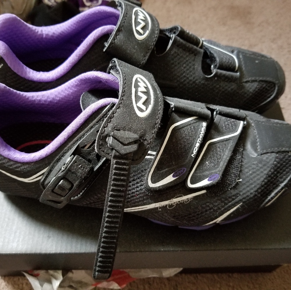 Cycle Shoes - image 4
